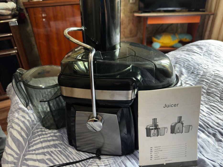 Продам соковыжималку