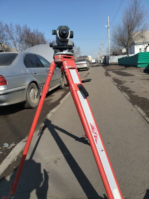 Нивелир оптический