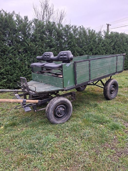 Platforma cai de vanzare