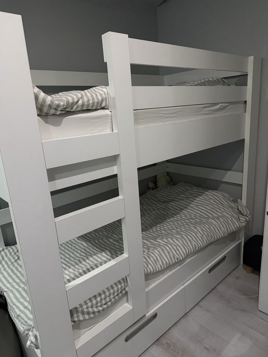 Двуетажно легло 190/90