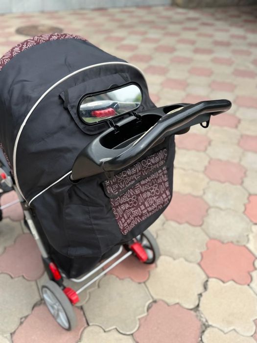 Продам детскую коляску Geoby