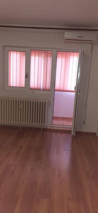 Proprietar – Apartament 2 camere decomandat, 55 mp, Etaj 2, Centrală proprie, Str. Turda, Sector 1