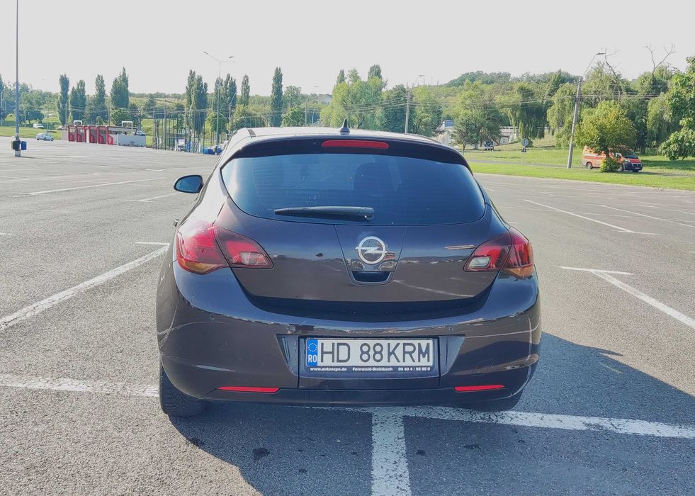 OPEL Astra 2012 — imagine 5