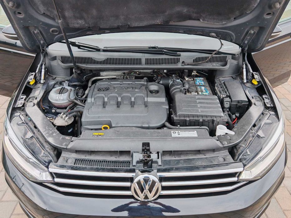VW Touran 2.0 TDI 110 CP – Euro 6 – Automat – 7 locuri