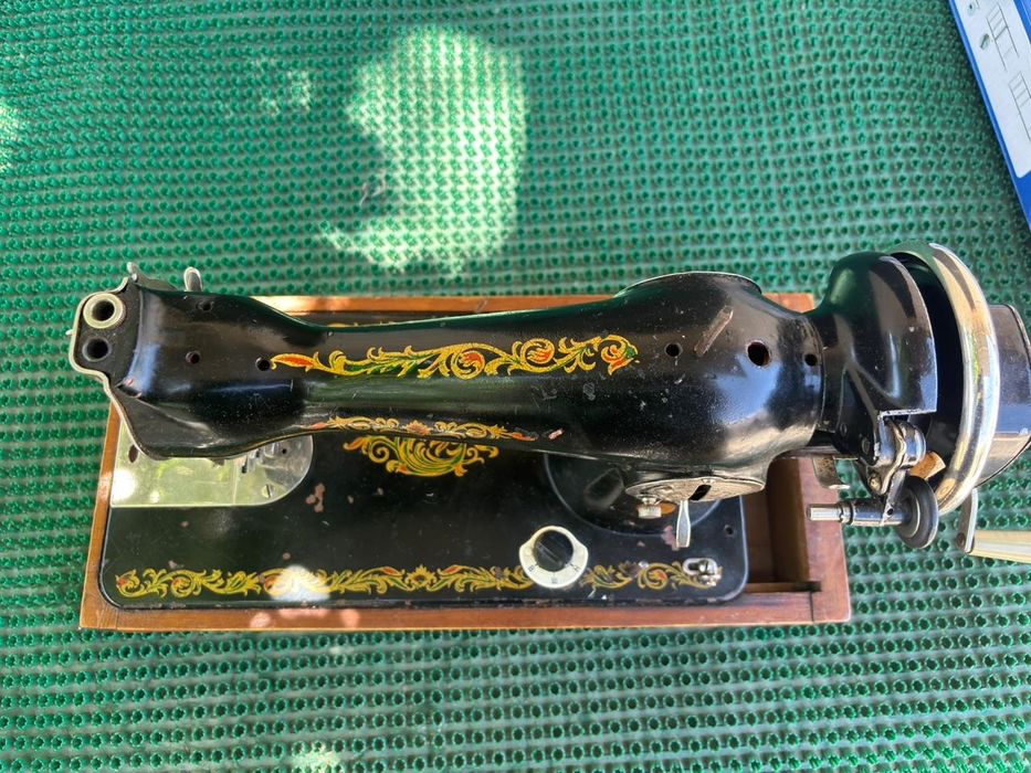 Швейная машина ручная