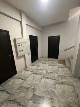 Срочно! Квартира на Саракулька -Хавас 3/4/7 общ пл 92м Коробка