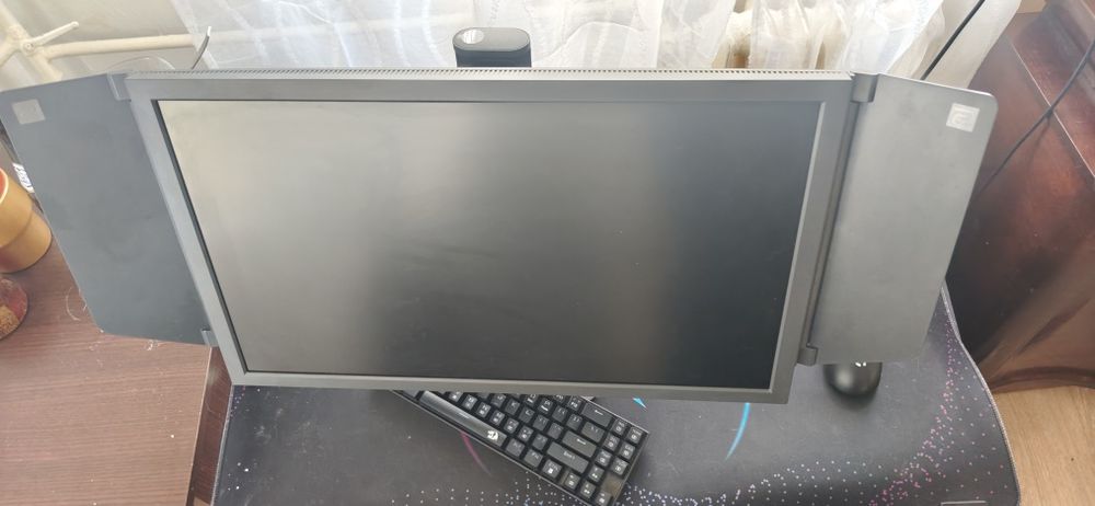 Monitor BenQ Zowie XL2566X+ cu 400 Hz
