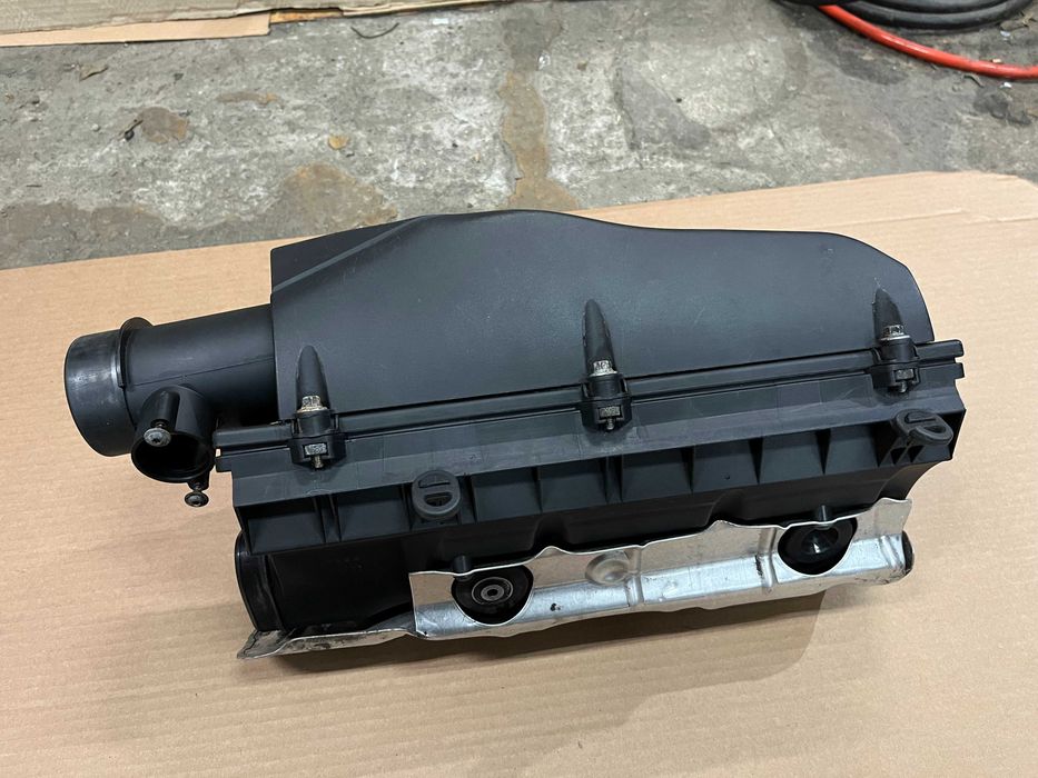 Филтърна кутия за Mercedes E-class W210 200/220 CDI