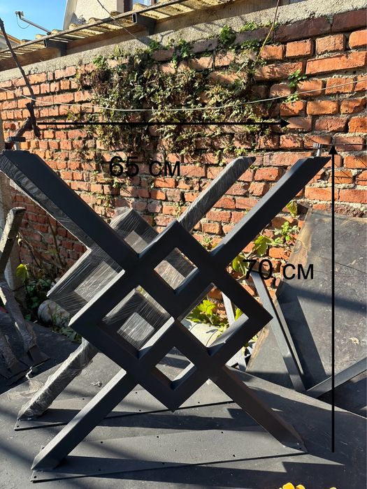 Метални крака за маси и пейки