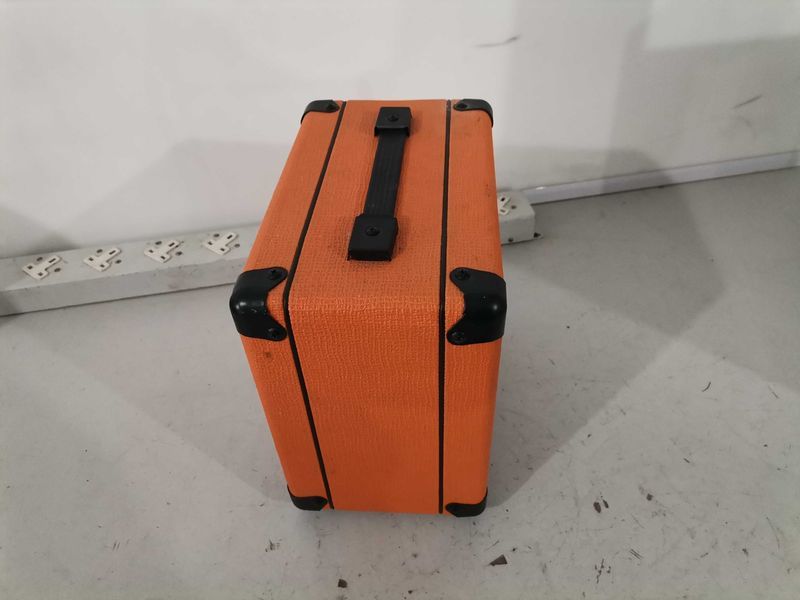 Кубе   -  Orange