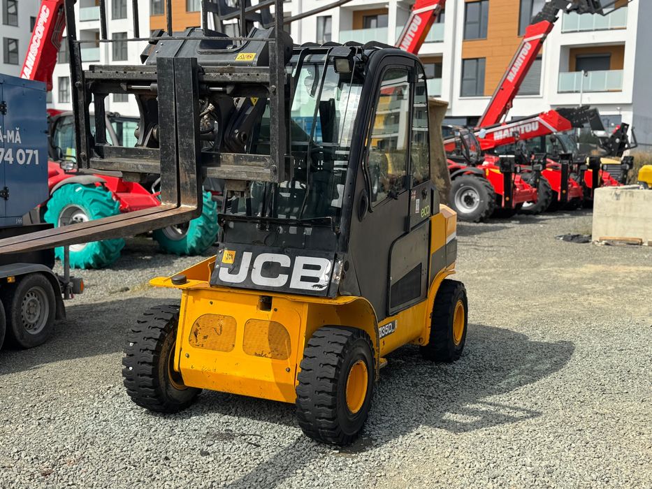 Jcb Teletruk brat telescopic  35D 4x4 diesel service facut an 2014