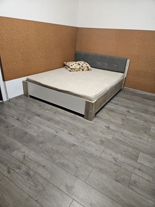 Inchiriez partament regim hotelier