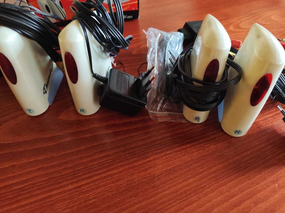 Wireless Audio Video Sender/Transmiter/ - Receiver - TV AV System Thunder TAV-001