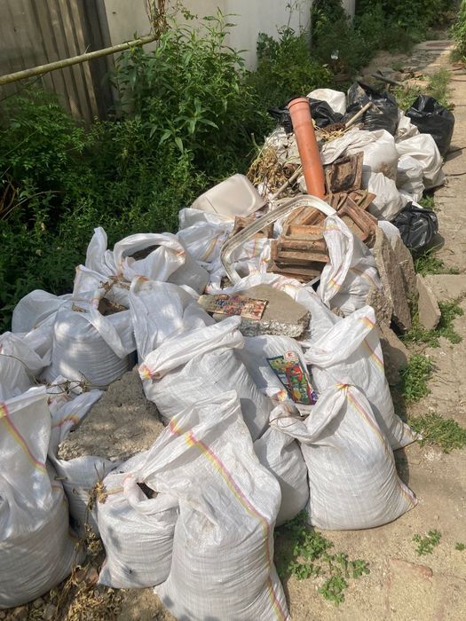 Transport moloz mobila