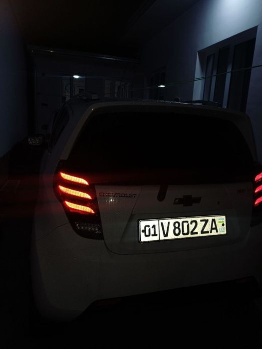 Chevrolet Spark 2011 — 3