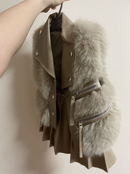 Детская шубка с кожаной юбкой для девочки 2–3 года