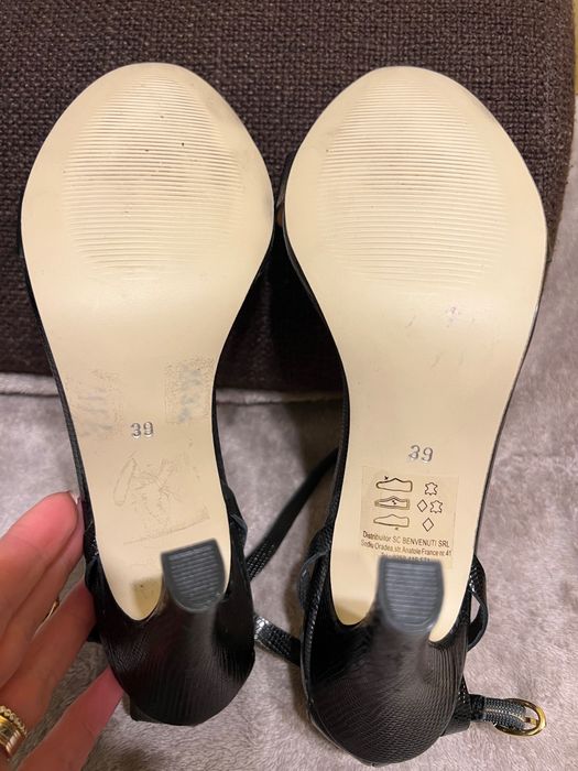 Noi - Sandale Benvenuti elegante si finute!