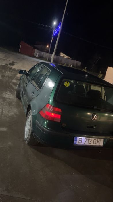 Vand golf 4 .1.6 105 cp toate actele la zi , fiscal pe loc