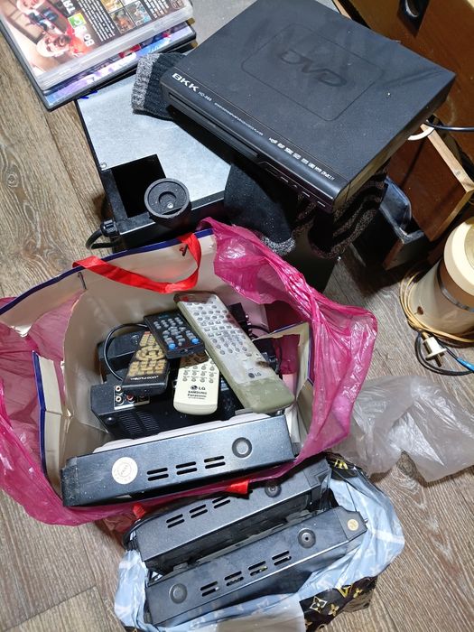 Продаю двд. В большом количестве.