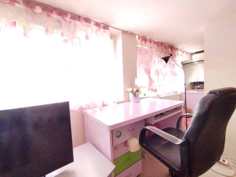 Продава се Тристаен апартамент в Перник, Изток - 98 кв.м за 1939 €/кв.м - Снимка #14