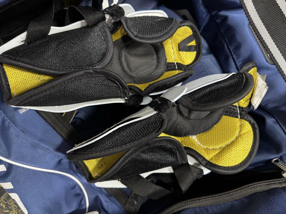 Хоккейные щитки детские