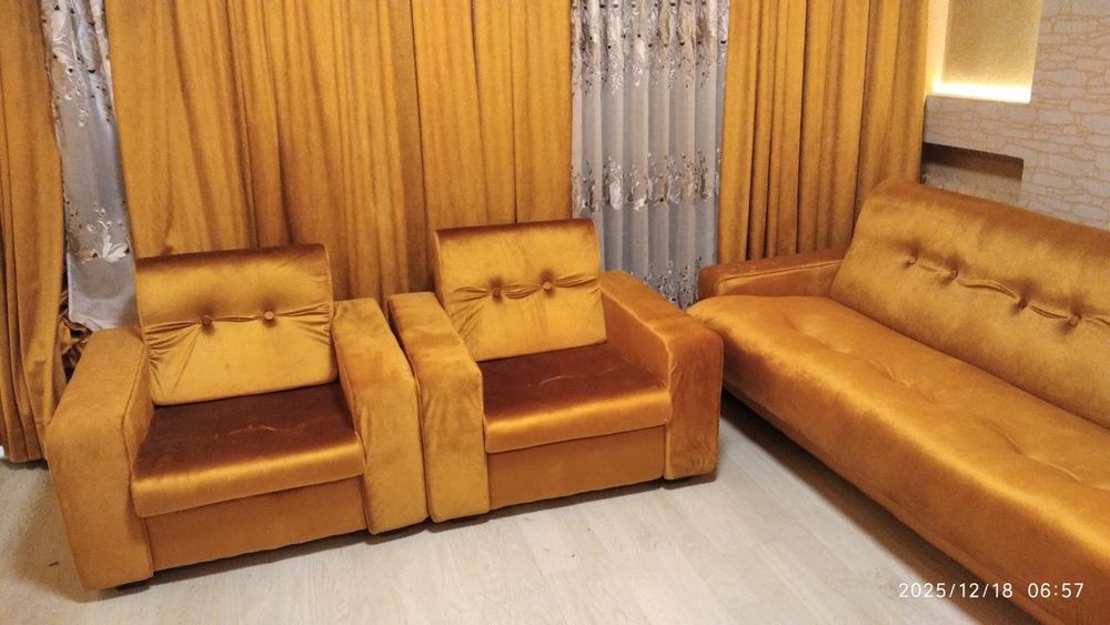 Продаётся диван 2 кресла(Германия)