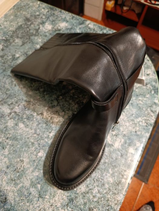 Сапоги новые 40 размер