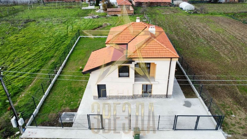 Чисто нова двуетажна къща за продажба – с. Манолско Конаре