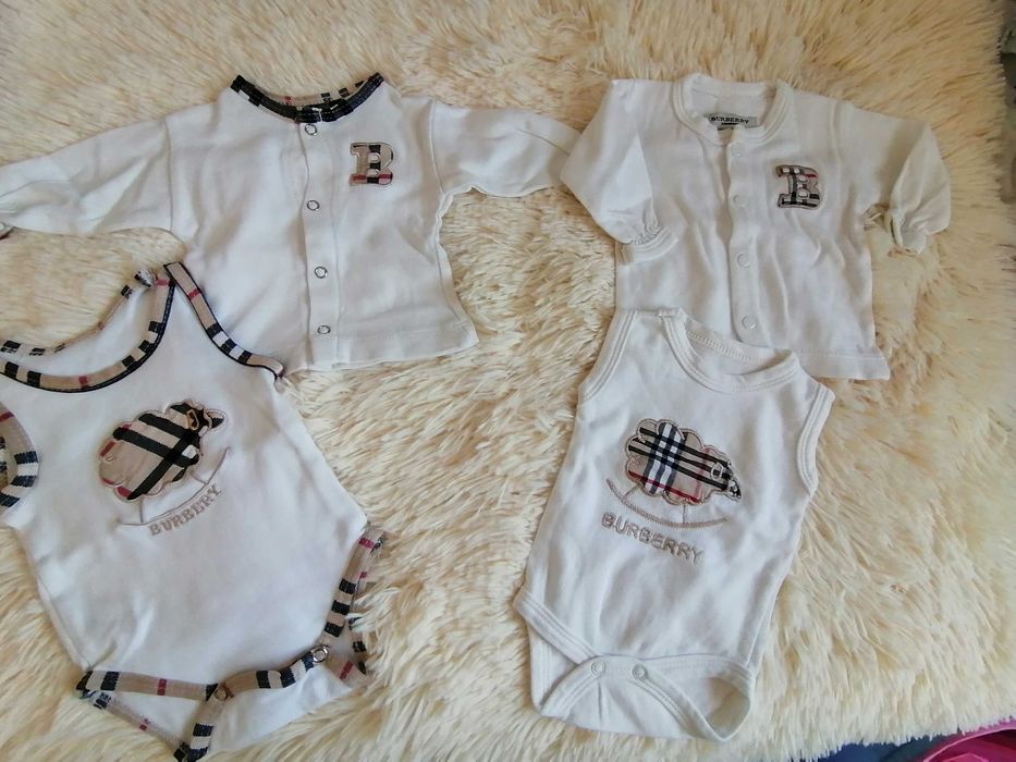 seturi pentru bebe 0/3 luni