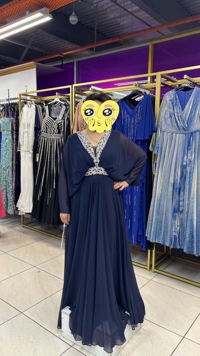 Шикарное вечернее платье