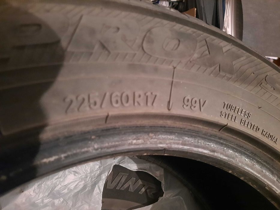 Anvelope iarnă 225 60 R17