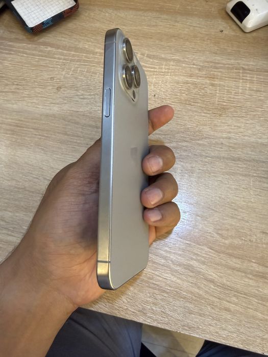 IPhone 15 Pro Max 512GB Titan