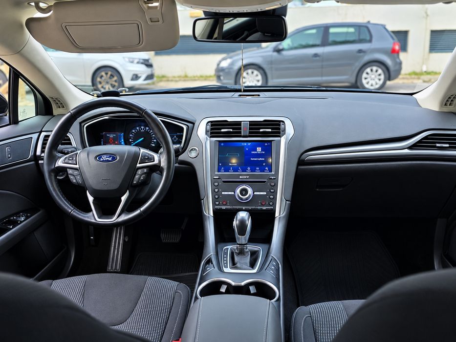 FORD Mondeo 2022 — imagine 3