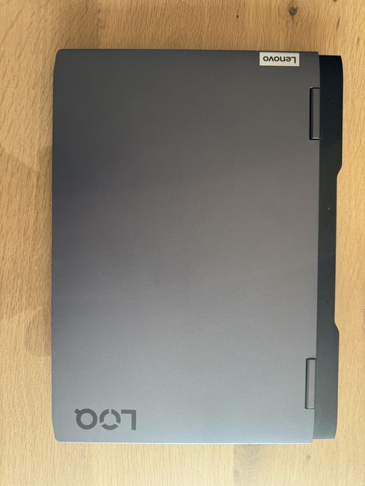 Lenovo LOQ 15IRH8, i7-13700H, RTX 4050, 16GB RAM