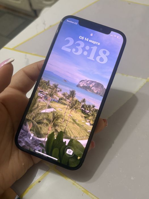 Продам iPhone 12