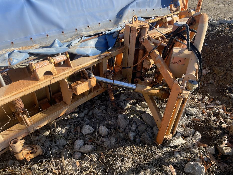 Lama de zapada electrohydraulica