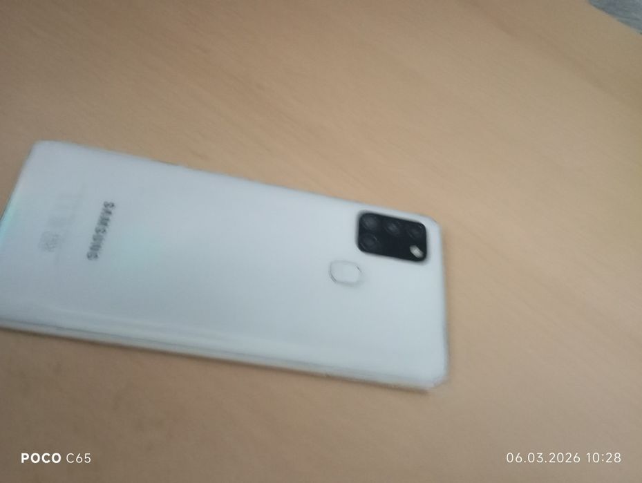 Samsung A21S телефон