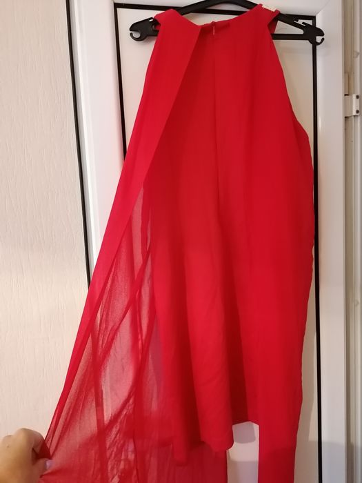 Червена рокля М-L
