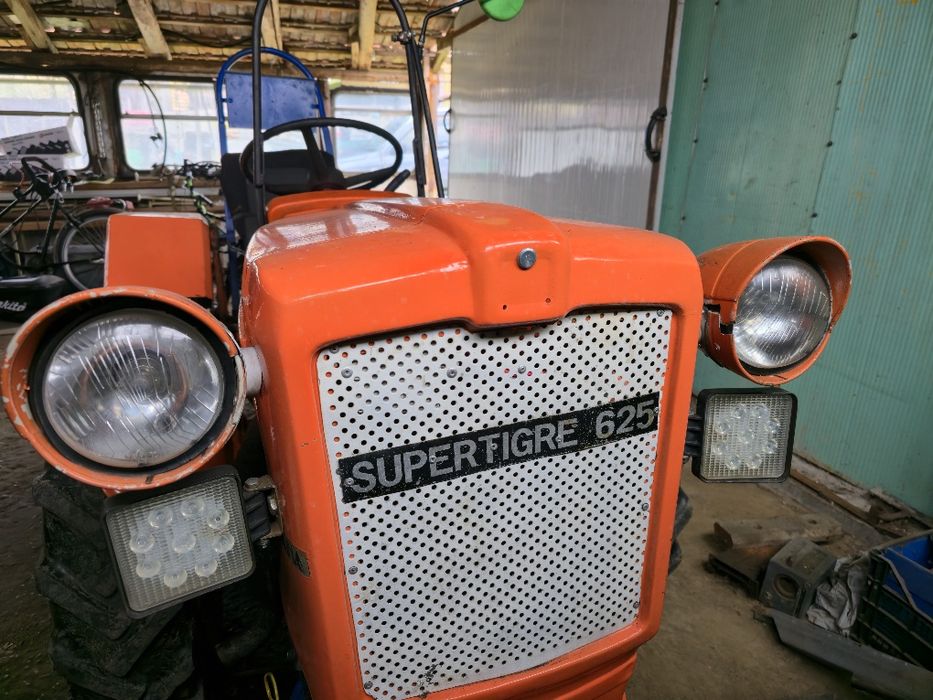 Tractor Antonio Carraro