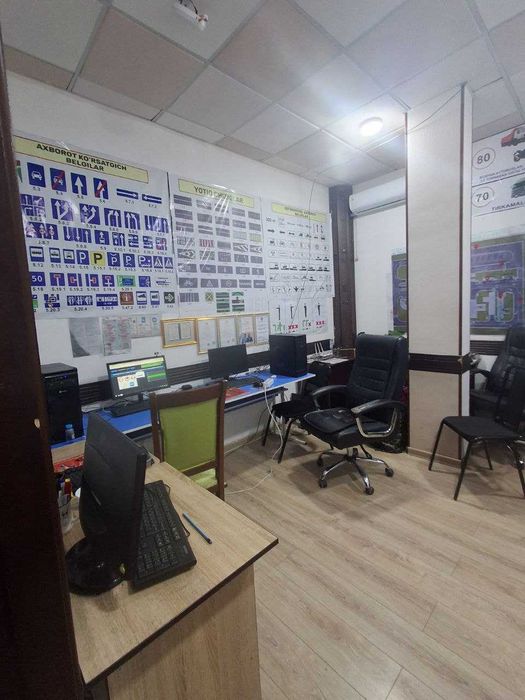 Продаётся нежилой помещение  первая линия  Шайхантахурский районе