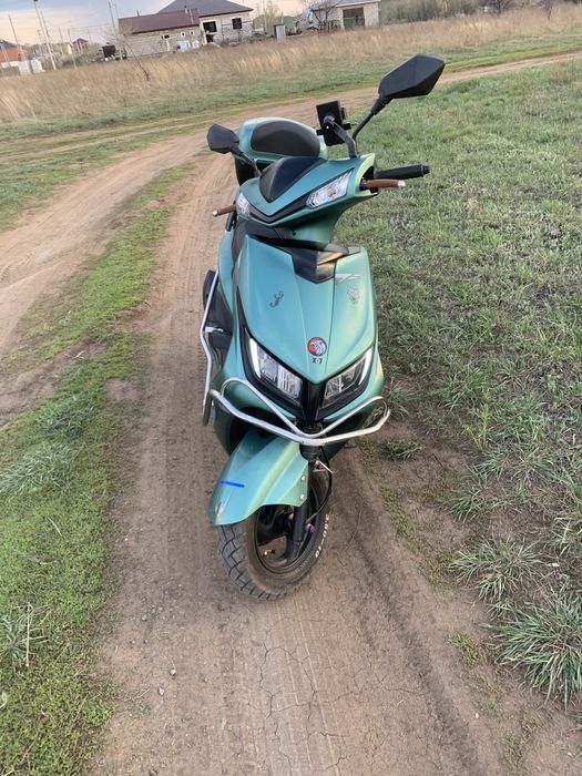 Скутер М8 GY-6 125