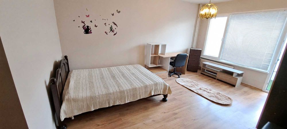 Двустаен имот в кв.Овча купел