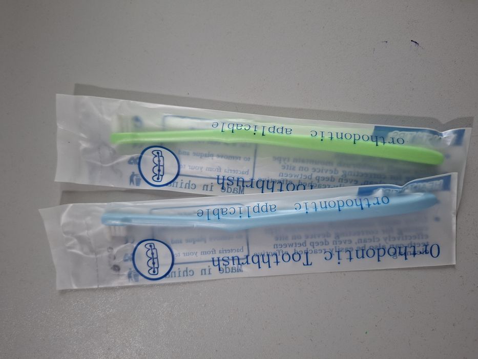 Зубные щетки для брикет