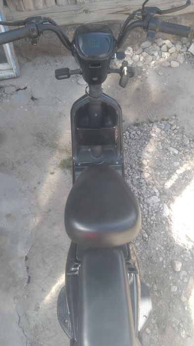 Скутер Velomax x3