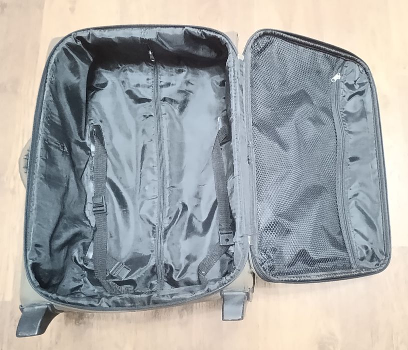 Чемодан маленький ,,S,,