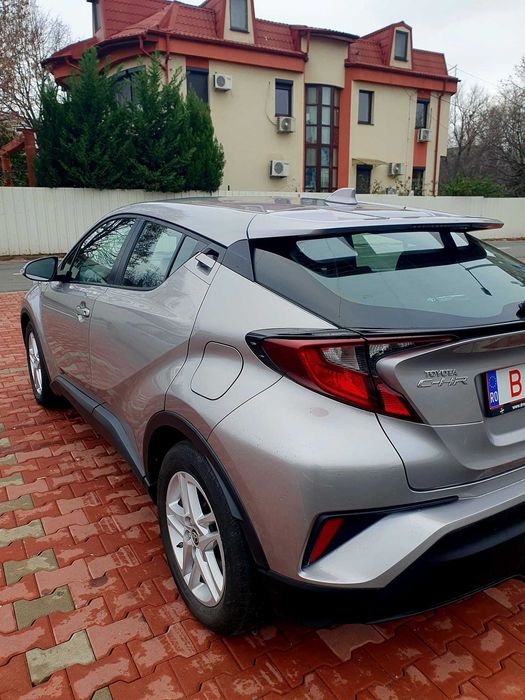 Toyota C-HR Hybrid; 112500 km; 2022 - stare perfecta