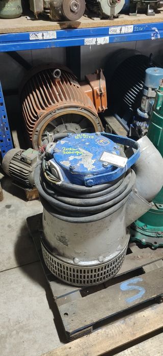 Pompa trifazata Flygt pentru apa murdara, 20kW, 210mc/h, 20m