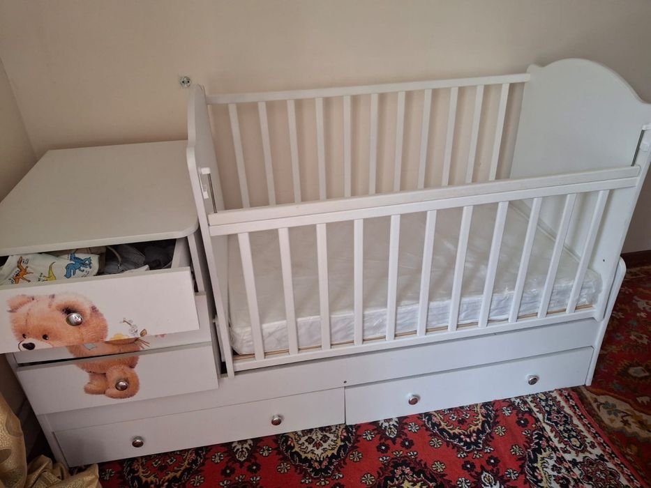 Кроватка детская и коляска