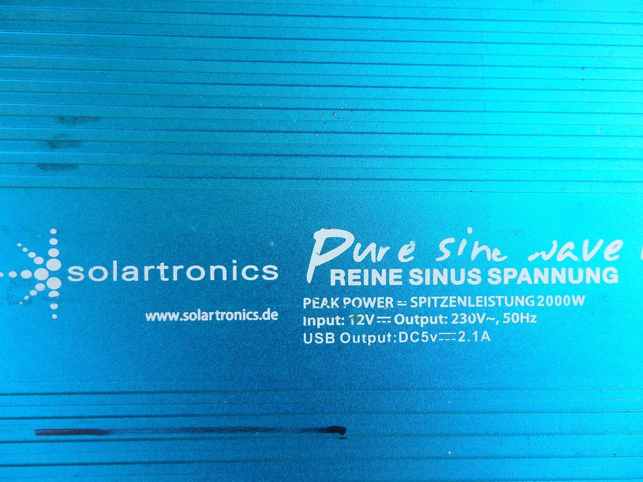 Invertor Solartronics unda pura 2000w Germany in protectie de reparat