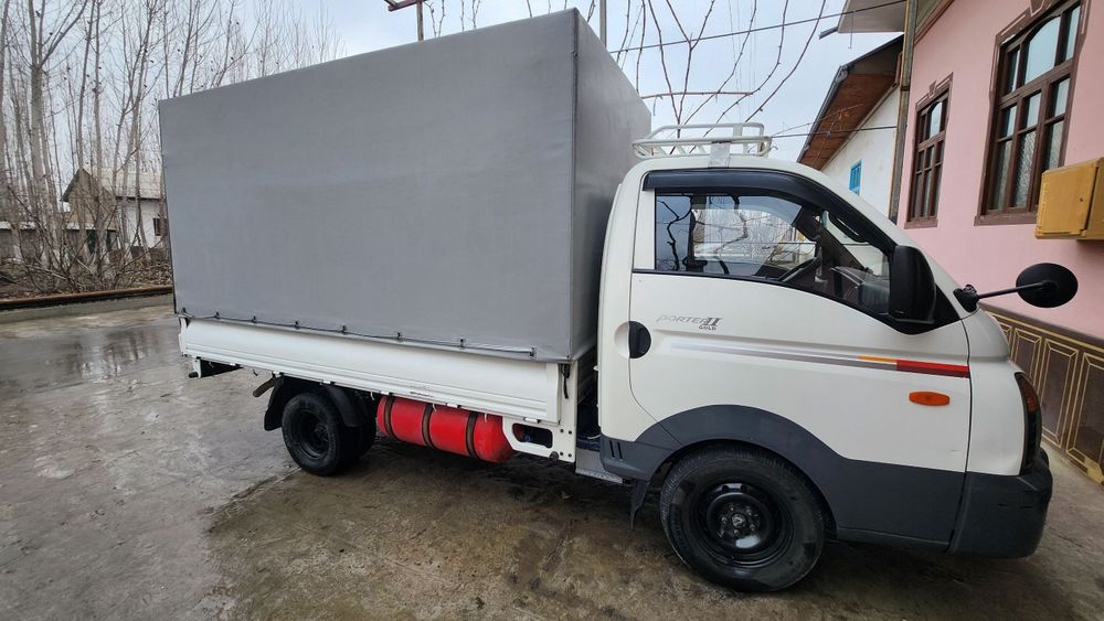 Hyundai porter 2 sotiladi